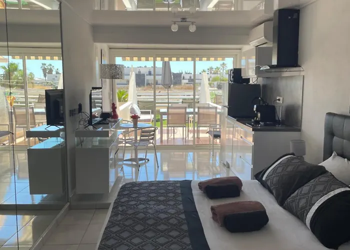 The Naturist Glamour Suite